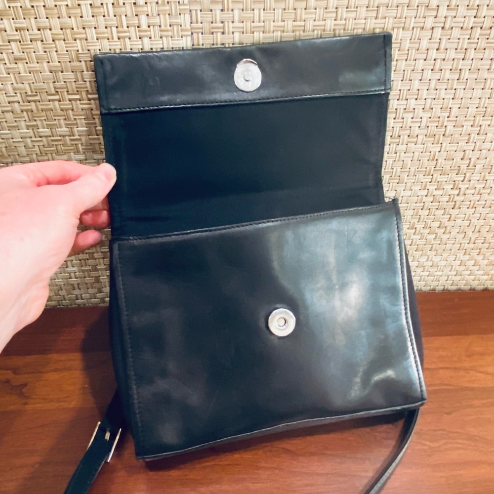 VTG 1990s Nine West Black Leather Shoulder Bag with Credit Card/ID Holders - Picture 3 of 14